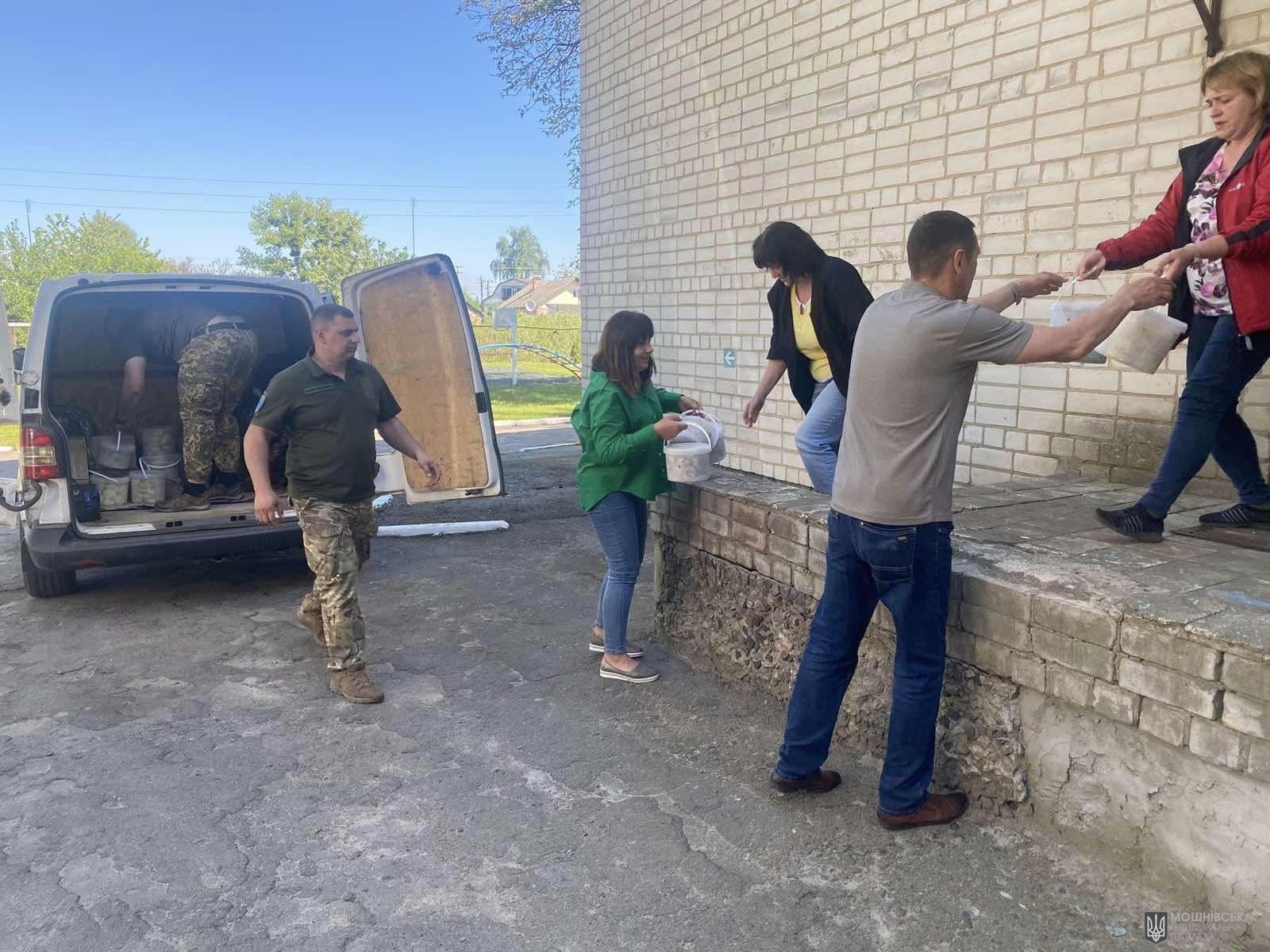 ПОДЯКА ВІД МУЖНІХ ОБОРОНЦІВ 44 ОМБр ПОДЯКА ВІД МУЖНІХ ОБОРОНЦІВ 44 ОМБр