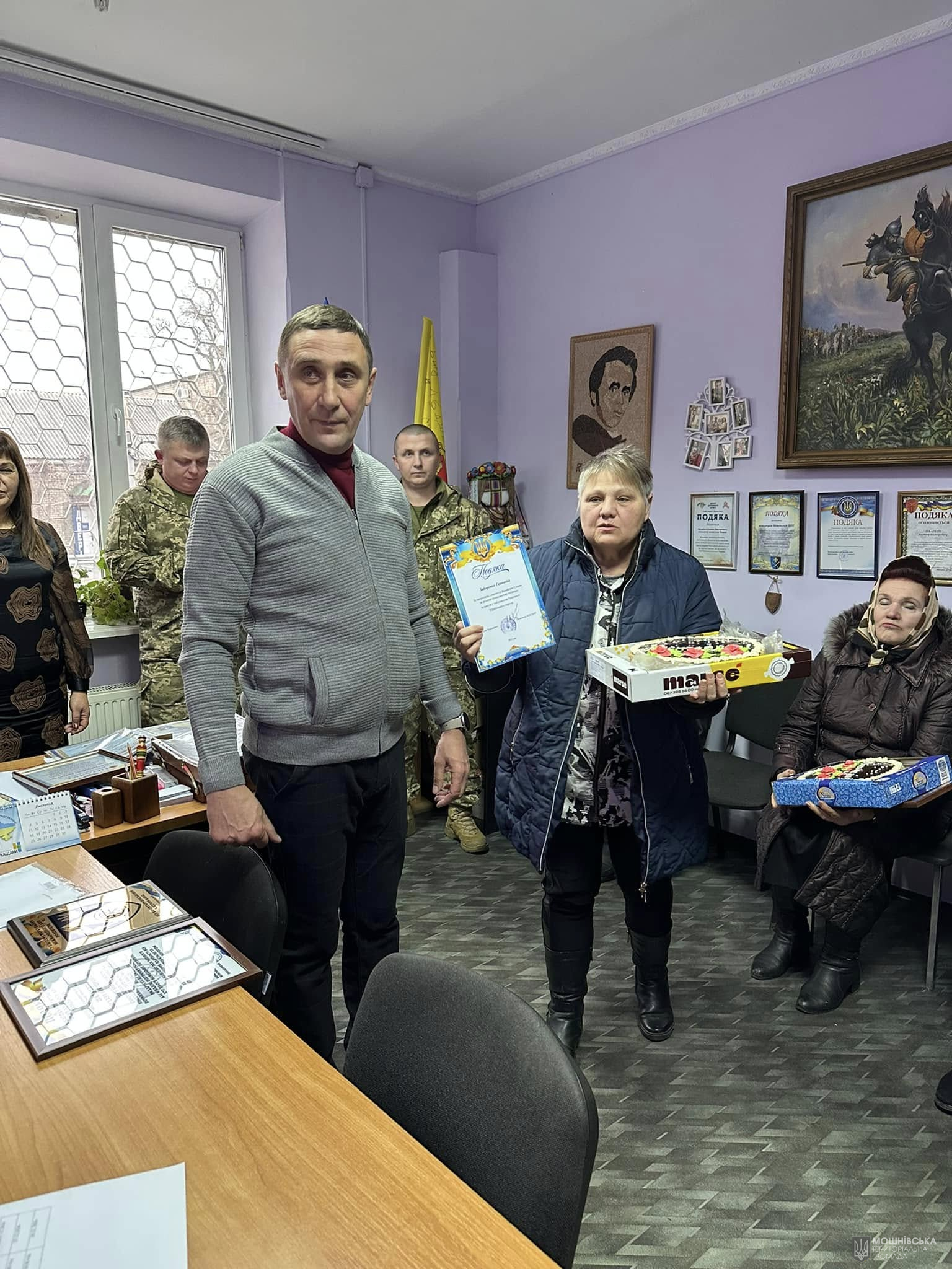 ПРИВІТАННЯ ВОЛОНТЕРАМ ВІД МОШНІВСЬКОГО СІЛЬСЬКОГО ГОЛОВИ БОГДАНА ШКАРБУТИ ПРИВІТАННЯ ВОЛОНТЕРАМ ВІД МОШНІВСЬКОГО СІЛЬСЬКОГО ГОЛОВИ БОГДАНА ШКАРБУТИ