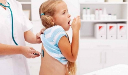 Батьки, увага! - Медики повідомили про серйозну небезпеку антибіотиків для дітей