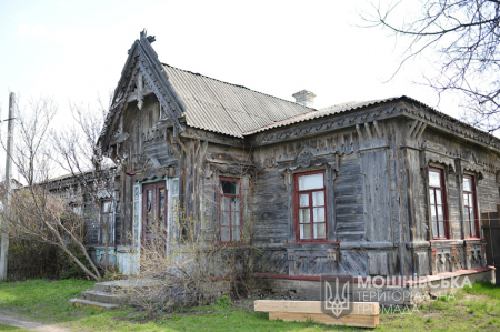 В Мошнах планують реконструювати дерев’яний будинок Городецького (фото)